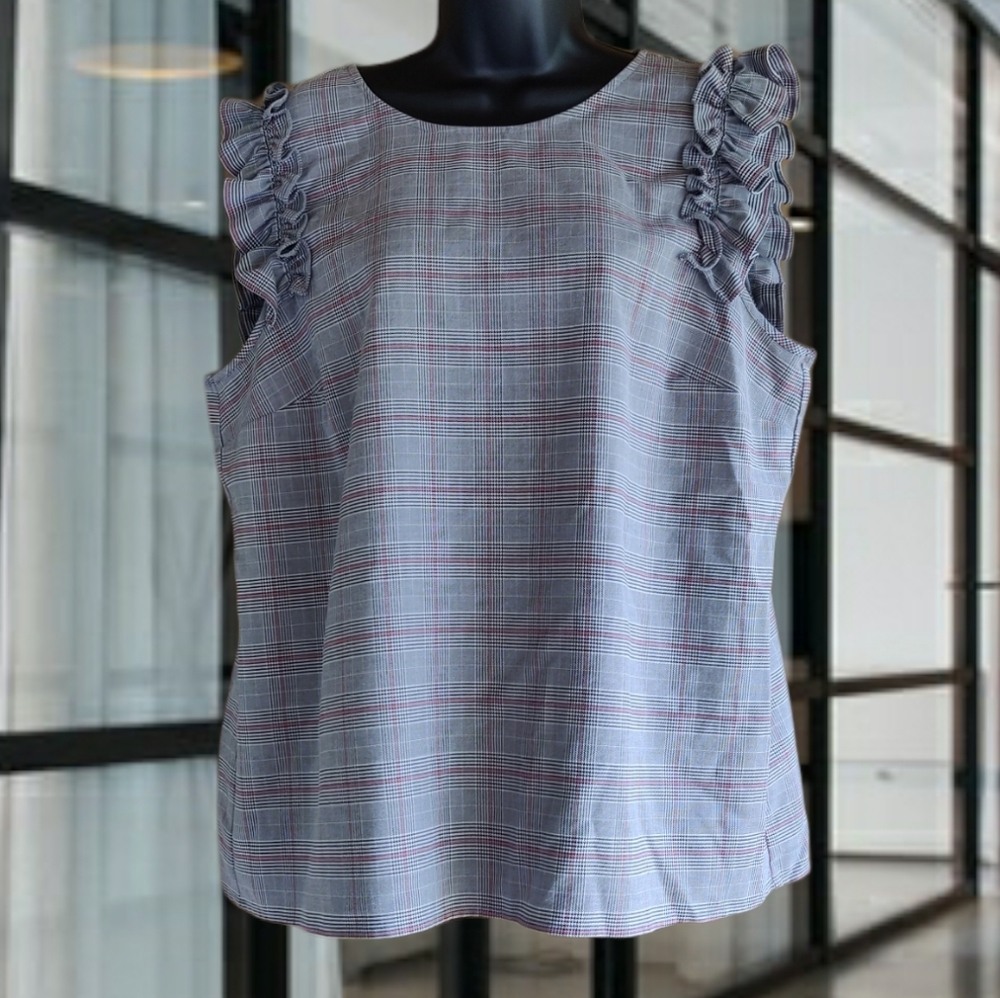Worthington Ruffle Sleeve Top